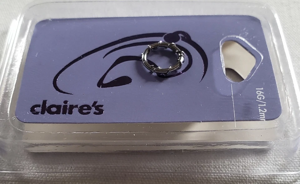 Pendiente de cartílago aro trenzado 1 pieza.  Foto 2 de 2