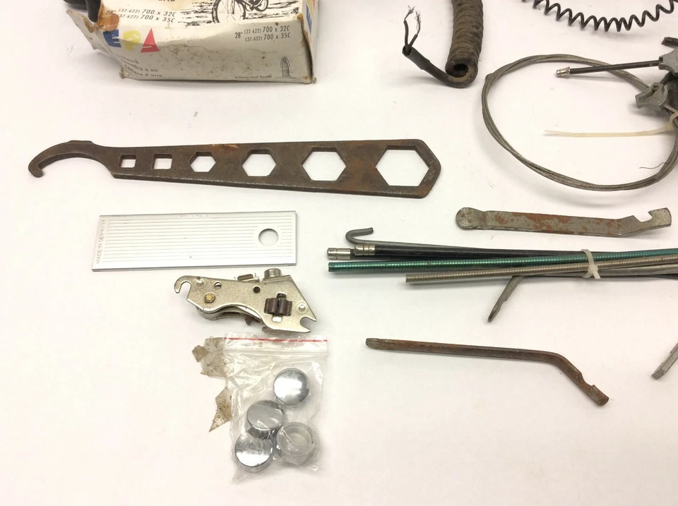 Lote Mixto De Colección Piezas Bicicleta Titec 7075 Manillar Sedis Cadena Faros Foto 3 de 4