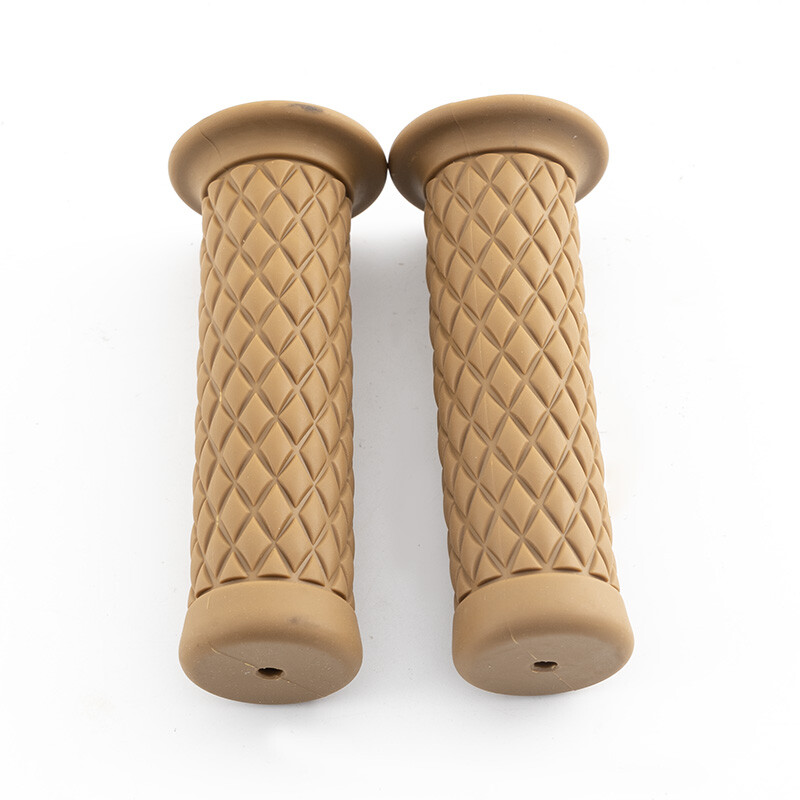 Ariete Gel Hand Grips & Bar End Set For Yamaha YZF R6 & R1 Superbikes 3 thumbnail image