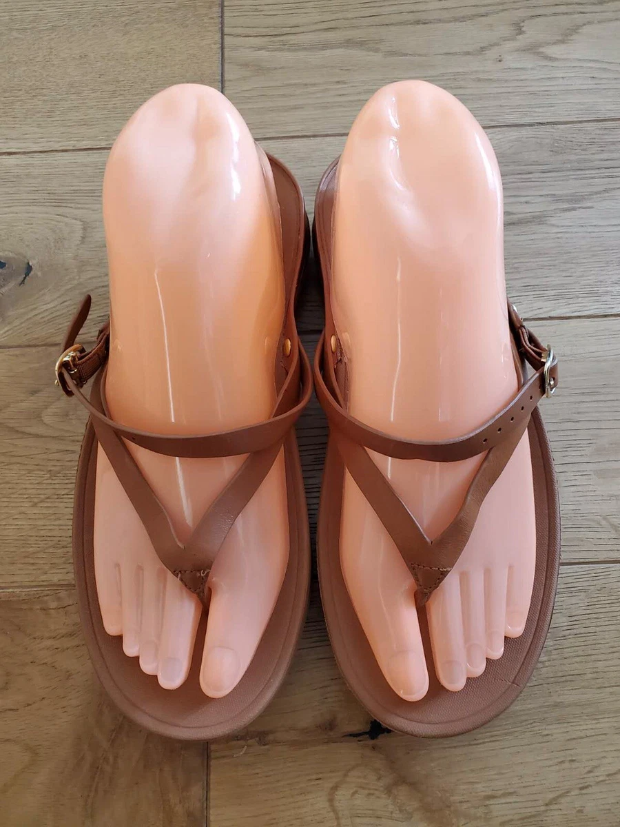 Tan fitflops deals