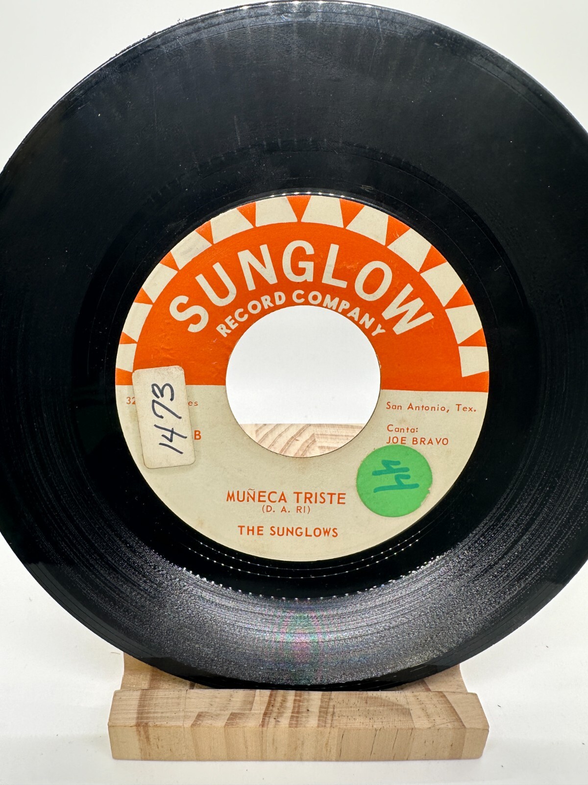 THE SUNGLOWS La Boa / Muneca Triste SUNGLOW 142 45 VINYL 7" RECORD