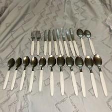 Juego de 22 piezas de mango vintage Tramontina Brasil Inox tono marfil