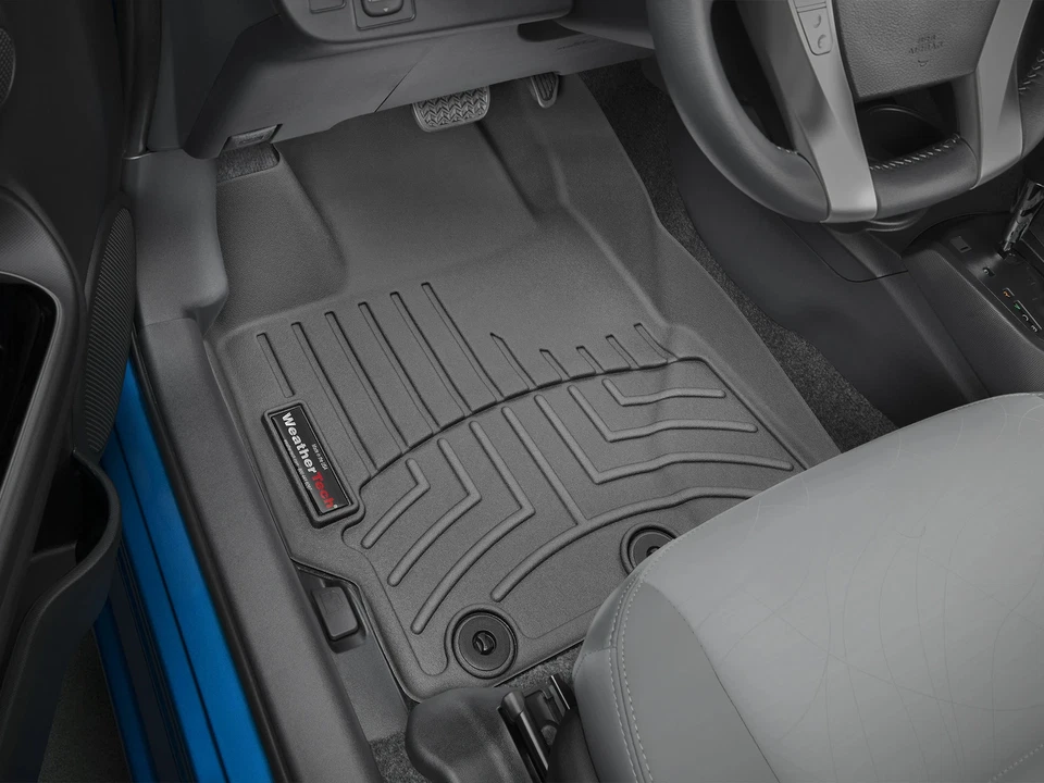 Forro de piso WeatherTech para Toyota Prius C 2016-2019 - primera fila, negro Foto 2 de 4