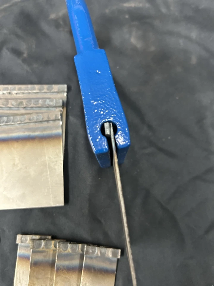 Kit de placa de soldadura y tac 0800 incluye soporte de tracción con 12 placas de soldadura Foto 2 de 3