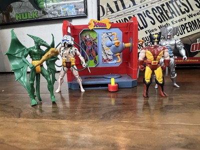 Marvel ToyBiz X-Men Danger Room Lot Combat Cave Wolverine Sauron