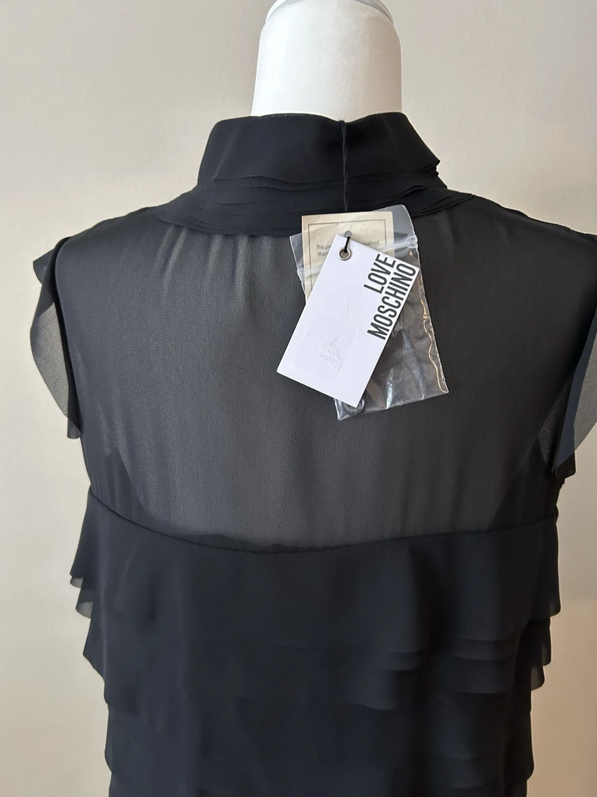 Abito da sera cocktail Moschino nero in seta taglia 8 44 lunghezza ginocchio nuovo con etichette