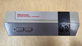 Nintendo NES Control Deck Console In Box Very Good NEW 72 PIN Connector