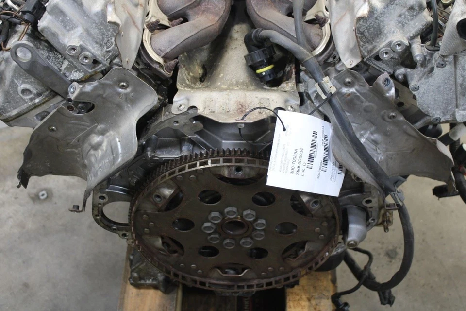 BMW 750i xDrive 2013-2015 4,4 L motor doble turbo AWD 158 k 11002346945 OEM Foto 3 de 4