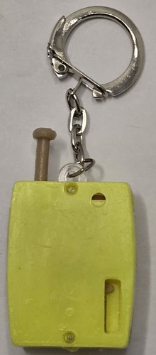 Vintage LUCKY NUMBER Wheel Spin Las Vegas Style Keychain Yellow - Picture 2 of 3
