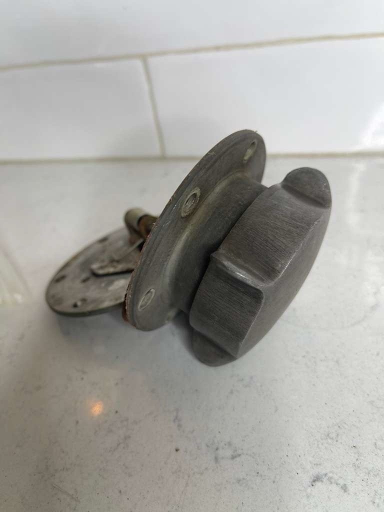 ROLLS ROYCE SILVER SHADOW FUEL FILLER NECK END CAP