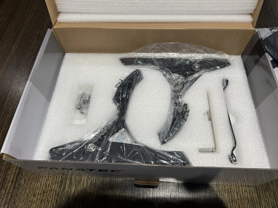 Fanatec CSL Elite Pedals for Xbox One/Windows 10 - Opened Never Used Boxed - Image 2 of 4