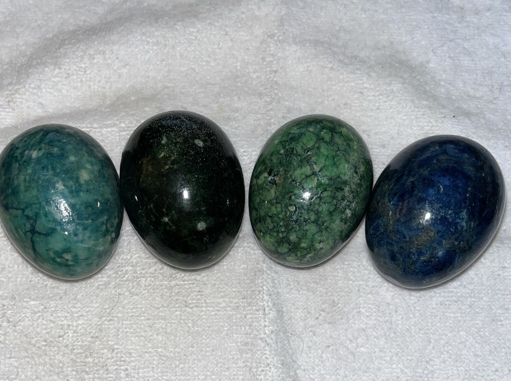 Unbranded Alabaster Green/Blue Eggs Made In Italy Polished Lot 4 Preowned