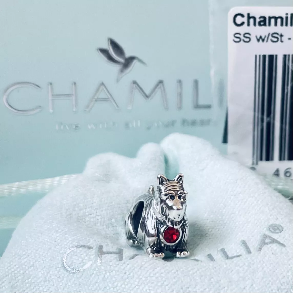 Chamilia dog best sale charm