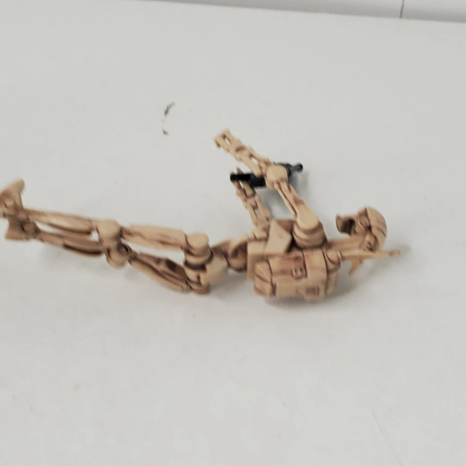 星球大战 IG-97 刺客机器人遗产系列漫画 #20 缺失天线 — 第 4/4 张图片