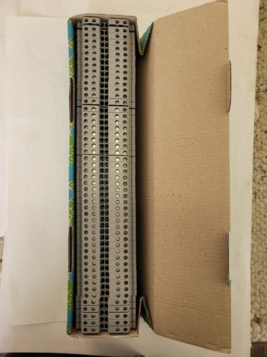 NEW PHOENIX CONTACT 3044571 UT 4 QUATTRO ( LOT 0F 30) - Picture 2 of 2