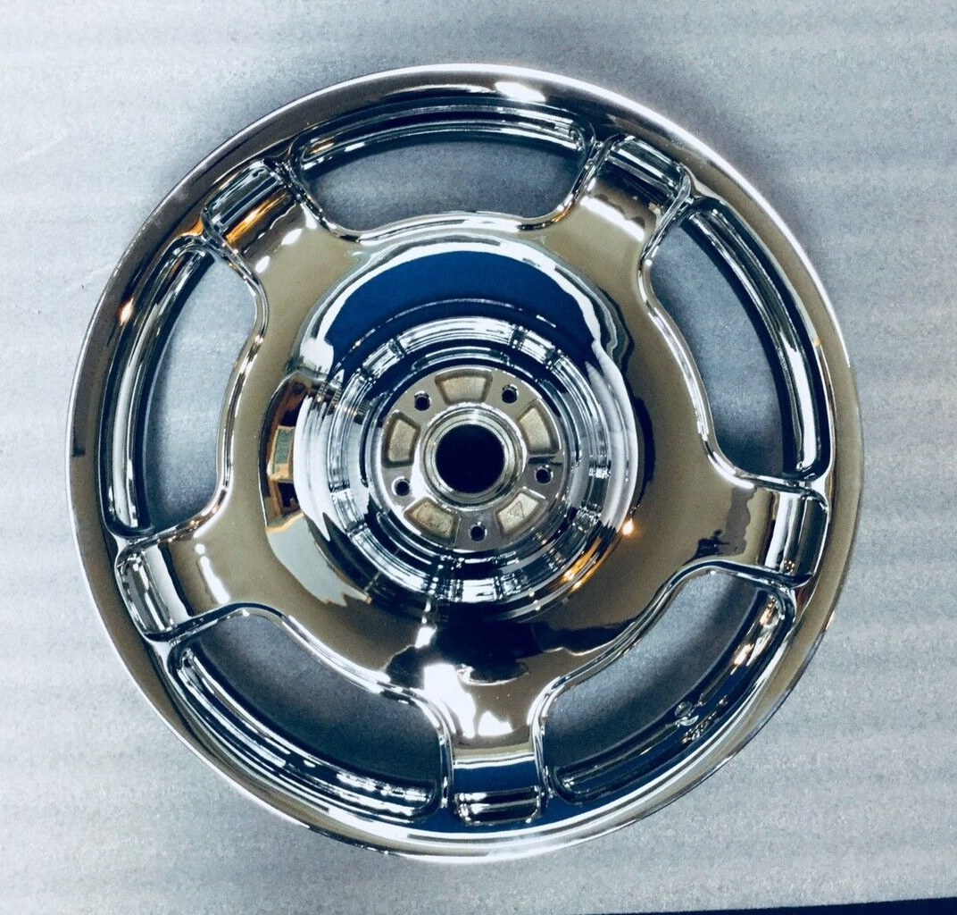Harley-Davidson リアホイール　16X3.0 Mid-Usa 16 x 3.00 Chrome Complete Rear Wheel fits all Harley