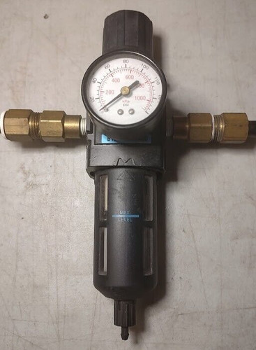 Wilkerson Filter Regulator B18-02-FK00, 1/4" NPT, 125 psi