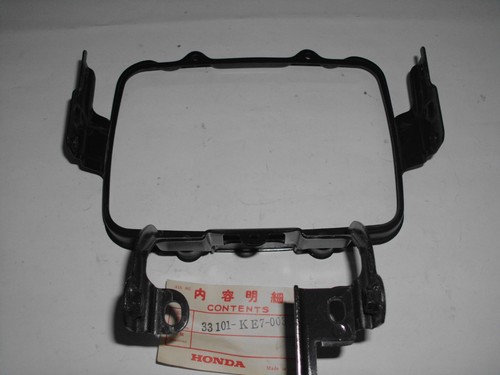 SCHEINWERFER HALTERRAHMEN HONDA VF400F VF400 F - Bild 2 von 2