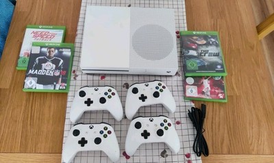 Microsoft Xbox One S  Weiß mit Laufwerk  + 4 Controller 