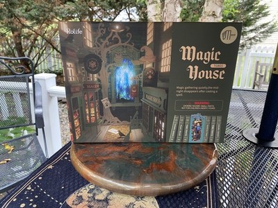 Rolife Magic House DIY Book Nook Kit TGB03 3D Wooden Puzzle Miniature House NIB