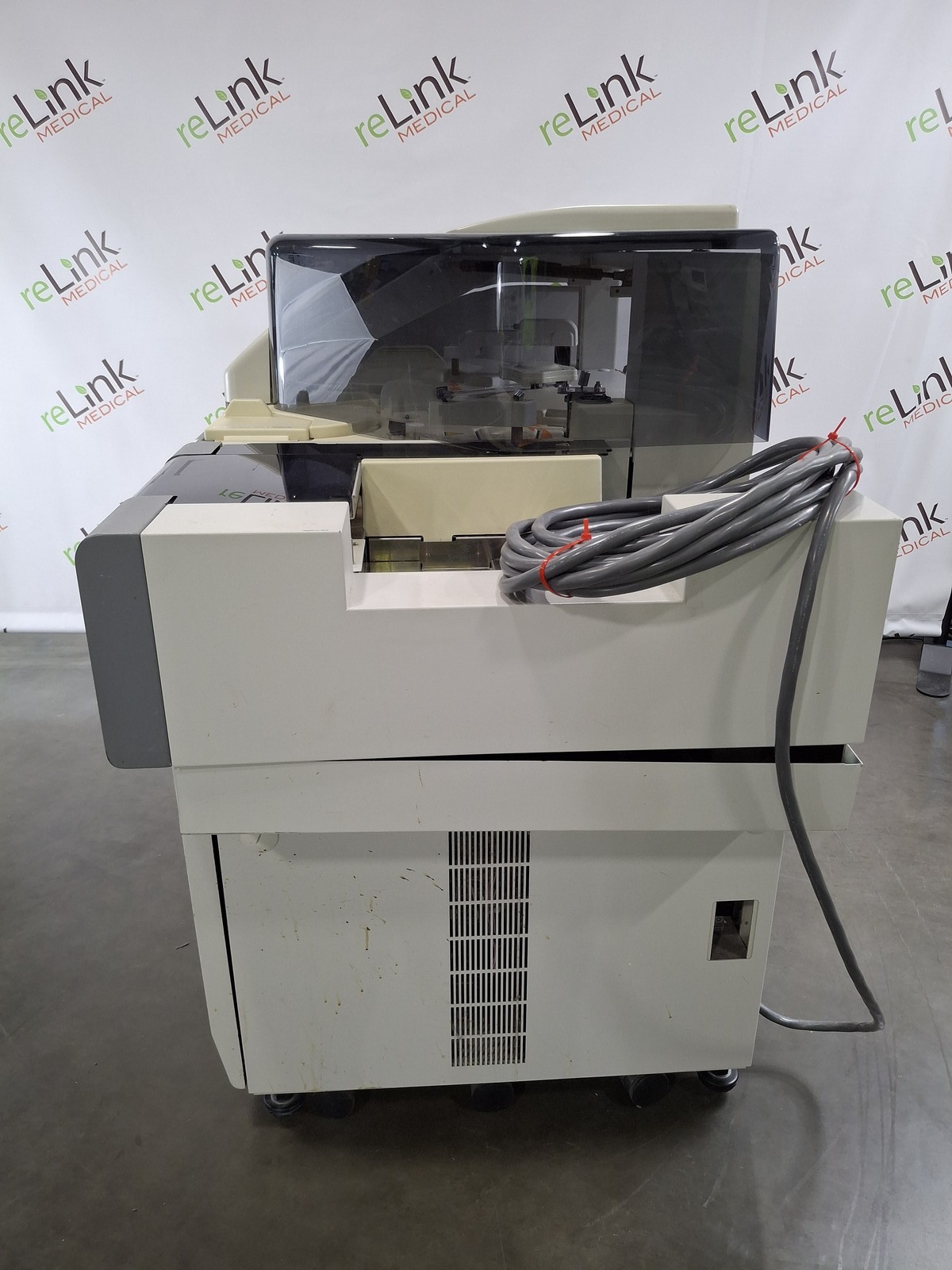 Beckman Coulter AU480 Chemistry Analyzer