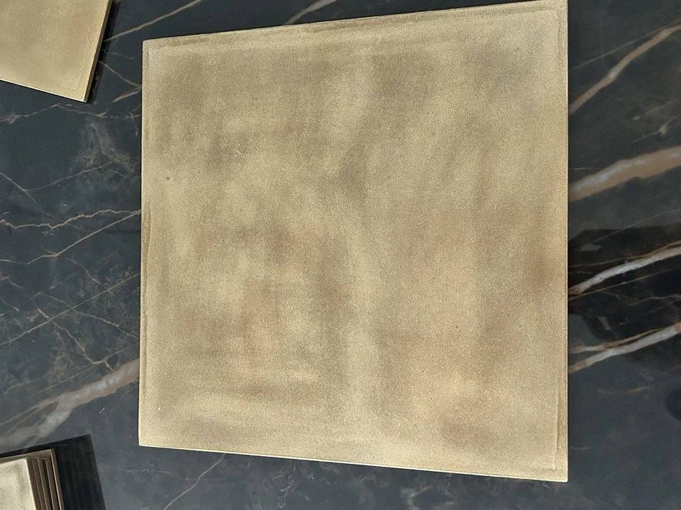 TISCHSET BLATTSILBER QUADRATISCH - SCHICK MATT GOLD - Bild 4 von 4