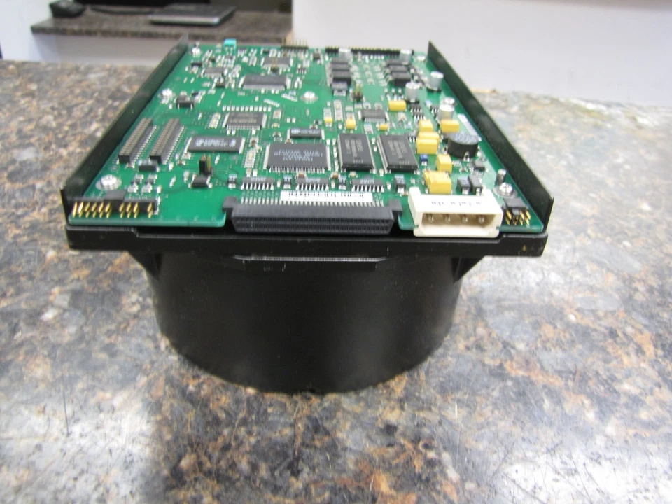 Seagate ST423451W 23.2GB 5.25” FH 68 PIN SCSI FAST WIDE Internal Hard Disk Drive - Image 4 of 4