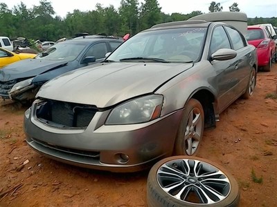 Grille Excluding Se-r Fits 05-06 Nissan Altima OEM
