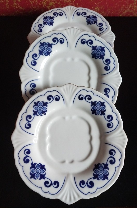 Set of 3 BOMBAY Large Saucer Appetizer Snack Ceramic Blue White 7 inch Plates