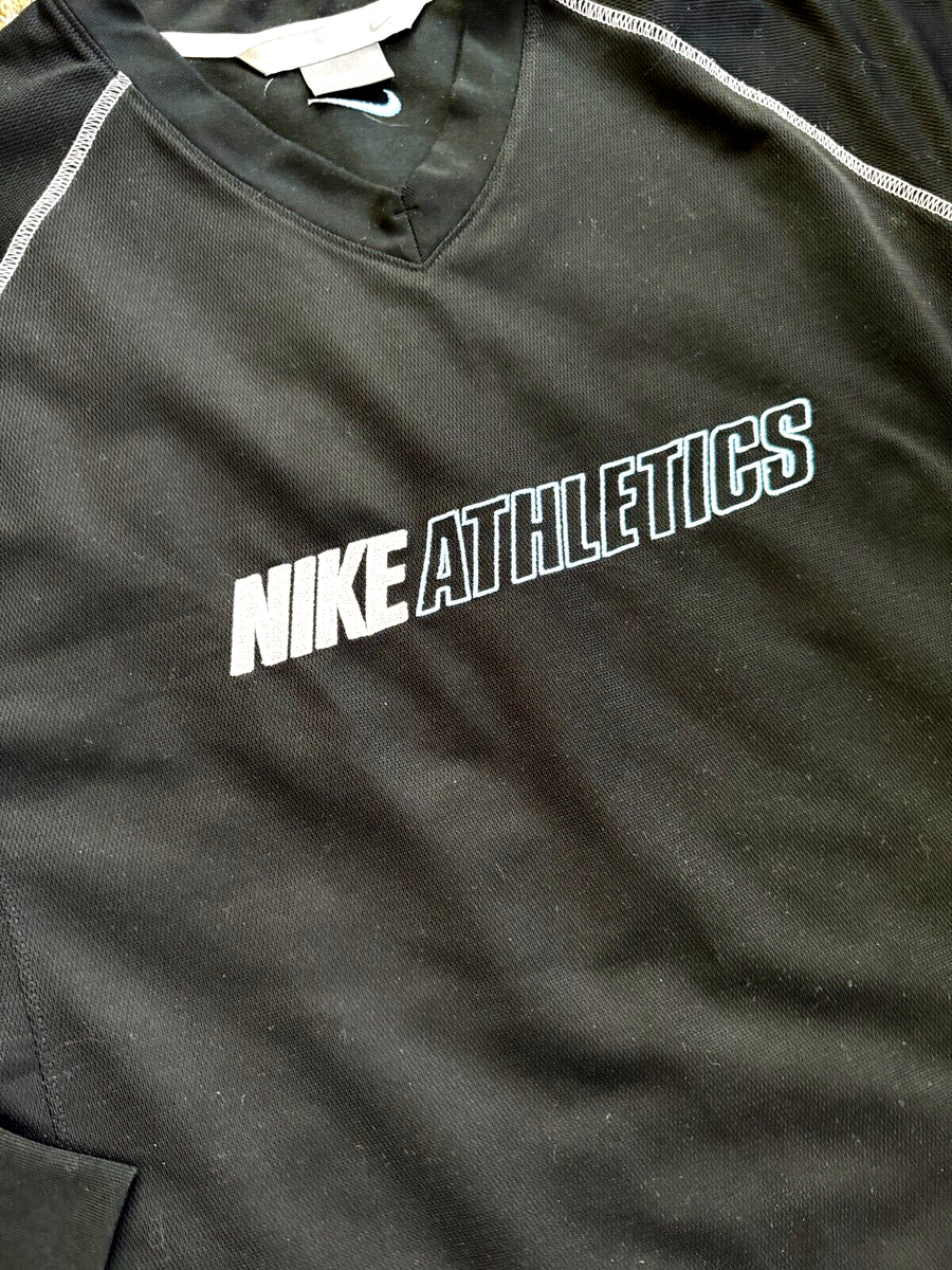 nike athleticsロゴ usaラグラン 銀タグ 短丈 y2k Nike Athletics Vintage Y2K Tee Athletic Silver Tag Spellout