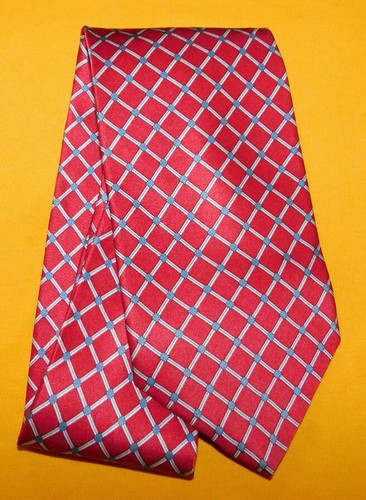 JoS A. BANK MADE IN U.S.A. RED/WHITE/BLUE CROSS STRIPED TIE - DESIGNER TIES. - Picture 2 of 3