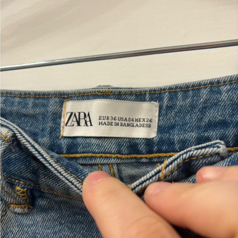 High Rise cut off Sz 4 Zara Denim Shorts thumbnail 11