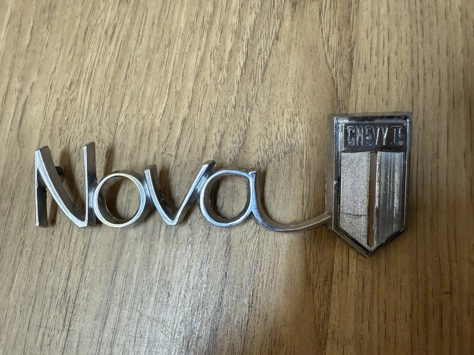 Винтажный 1966 1967 Nova Chevy II четверть панели эмблема 4548122 OEM Chevrolet - Изображение 2 из 4