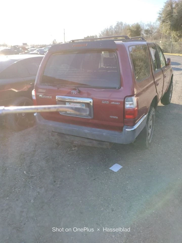 RADIATOR SHROUD 2002 TOYOTA 4 RUNNER Foto 3 de 4