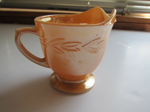 VTG Anchor Hocking Fire King Peach Lustre Laurel Leaf 3 " Creamer - Picture 2 of 4