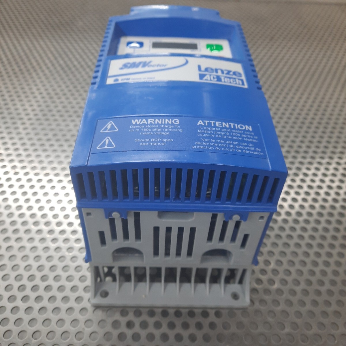Lenze AC Tech ESV371N01SXB SMVector Single Phase Inverter Drive