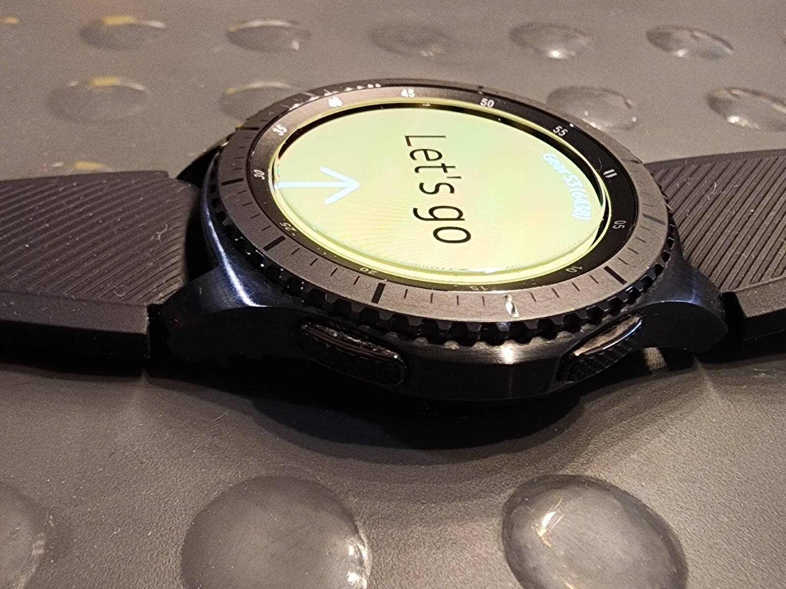 Samsung S3 Frontier Smart Watch Bluetooth GPS Mic/Speaker EXTRA Straps