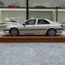 VEHICLE Art 1:18 Peugeot 406 TAXI 2001 ZY 13 Diecast Model Car Gifts White