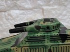 Foto 11 di 16