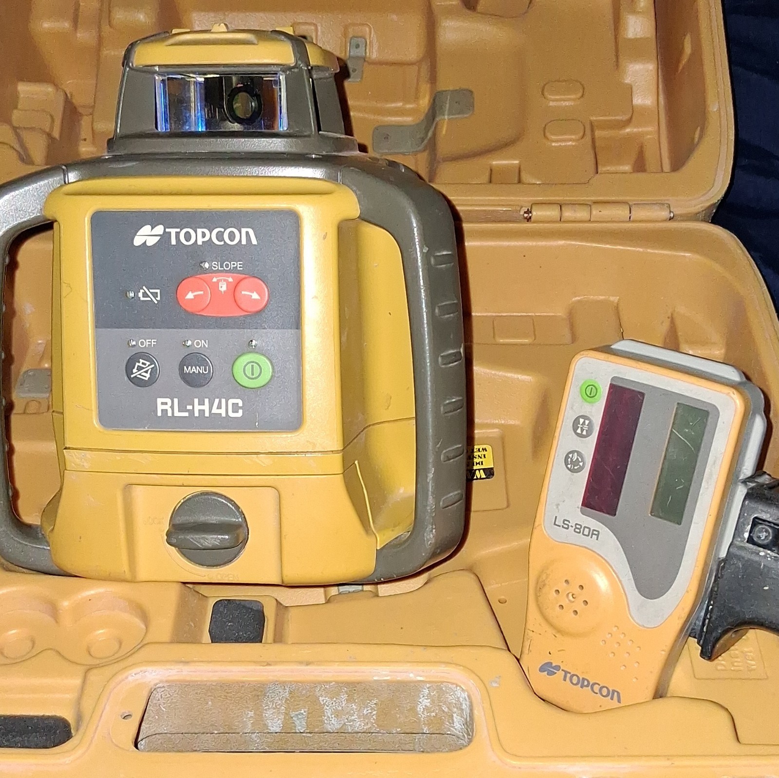 Topcon RLH4C Rotary Laser Level Red Beam Electronic Auto-Leveling RA8632
