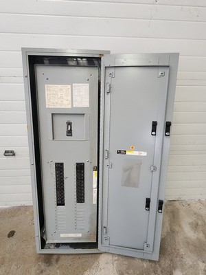 GE A Series 21''x57'' Panelboard AXB4N2 w/ 250A 600V Main, x24 20A Breakers