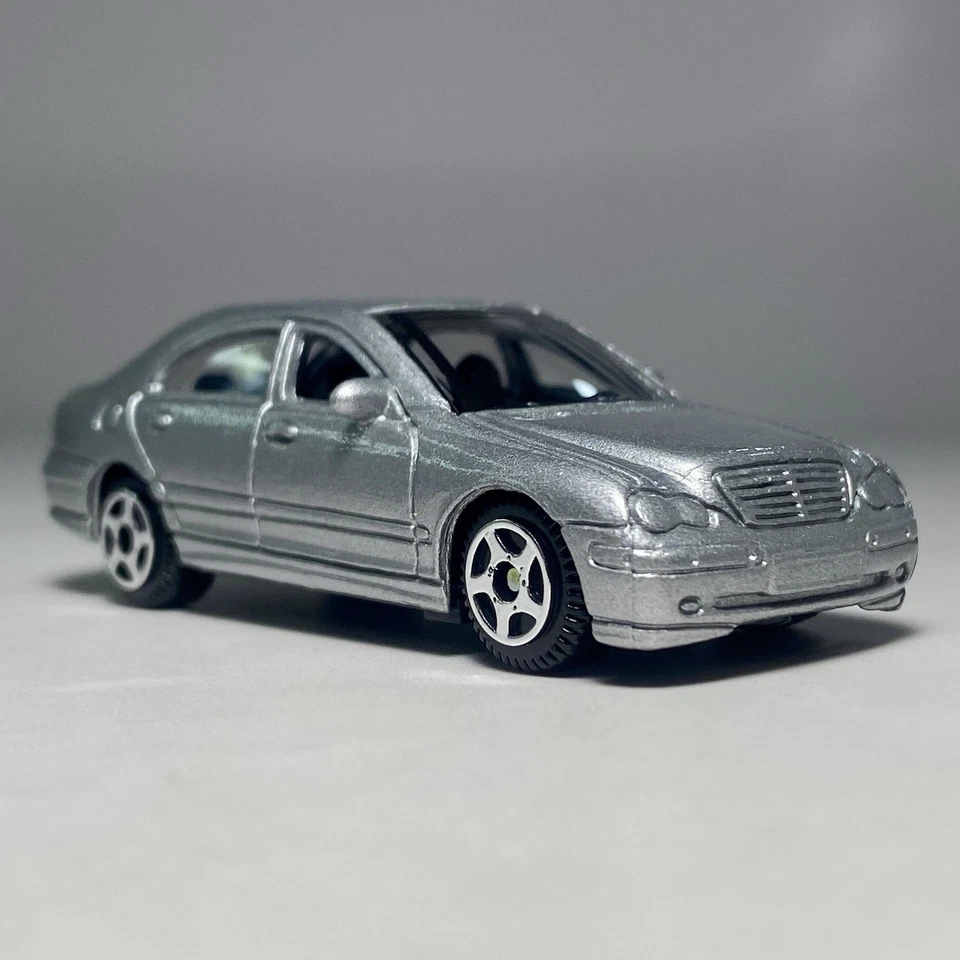 MotorMax #6066 MERCEDES-BENZ C CLASS 1/64 Diecast Car Silver (Wheel B) - Image 4 of 4