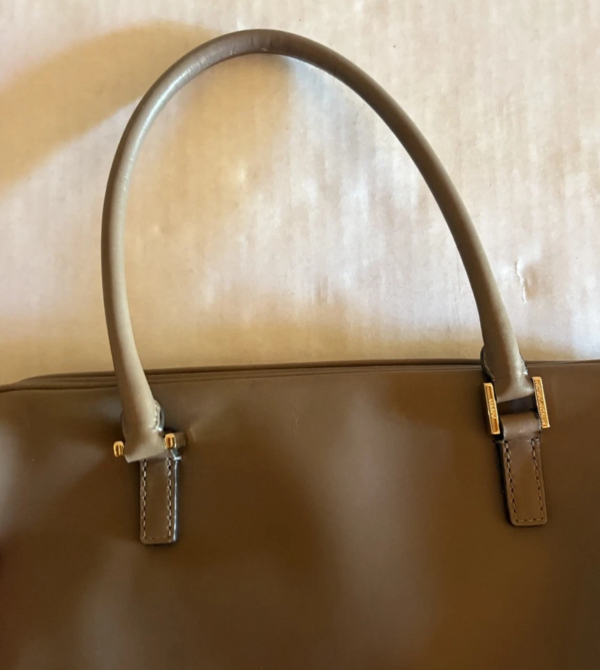Anya Hindmarch Carker - Bolso de mano de cuero gris beige Foto 4 de 4