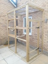 4 SIDED FREE STANDING CATIO, PLASTIC WATERPROOF ROOF 8FT TALL X 6FT WIDE X 3FT D