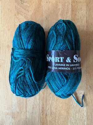 Sport & Socks by Vimar 1991 s.r.l. Italy 75% wool 25% polyamide 50g Green Vari
