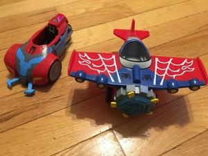 imaginext spiderman car