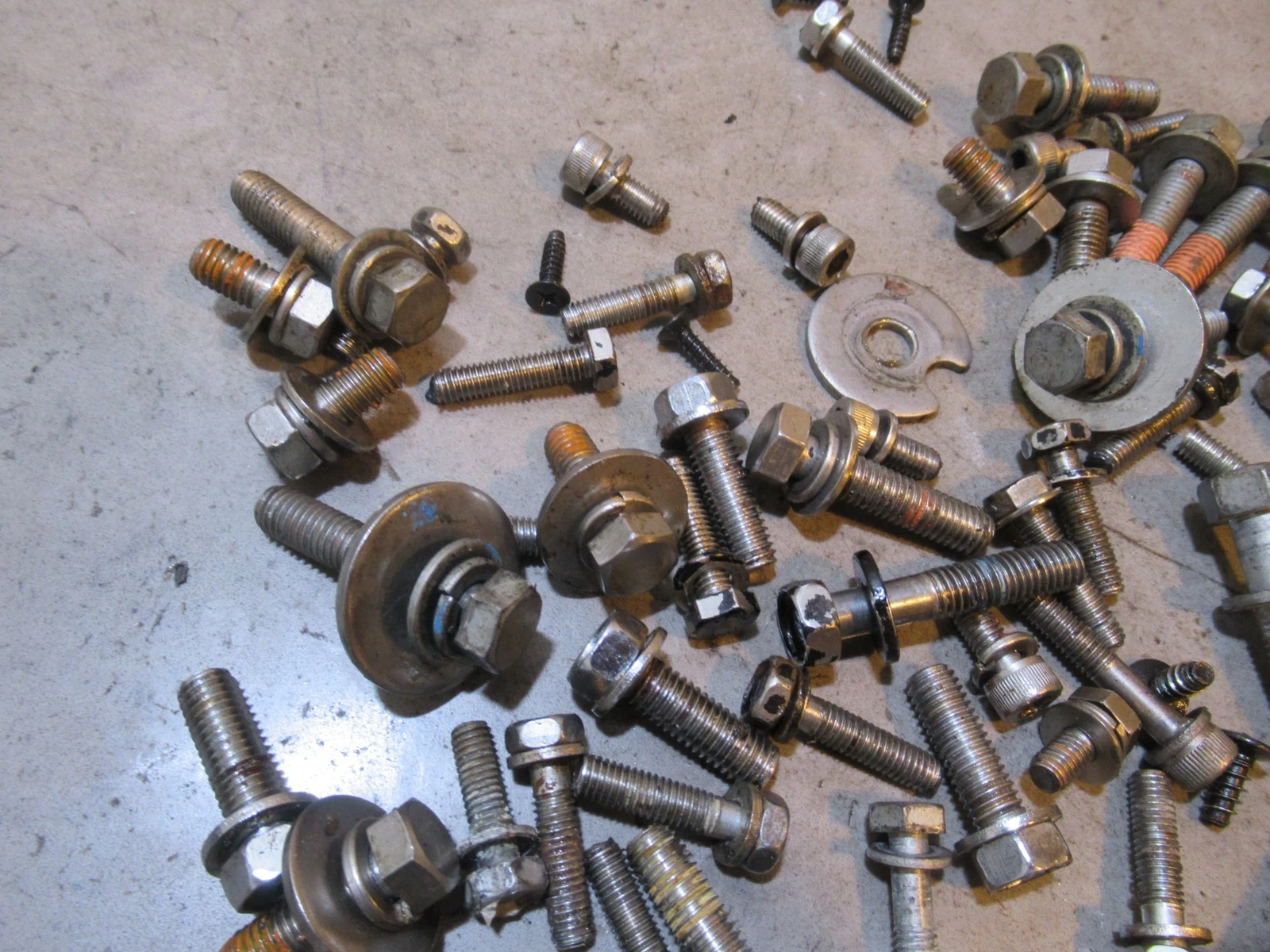 Yamaha Waverunner XL 1200 LTD Bolts Screw Set 2000