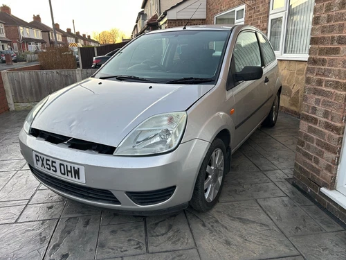 Ford Fiesta 2005 Spares or repair - Picture 1 of 7
