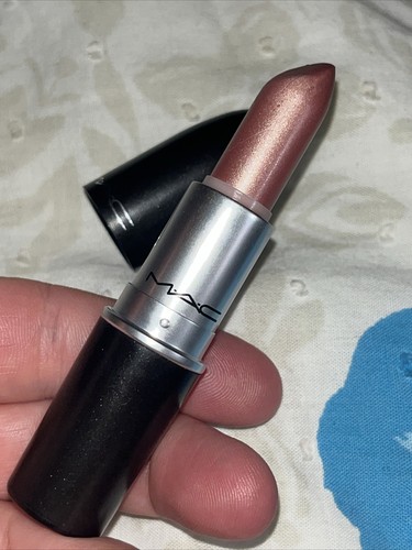 MAC MADLY CREATIVE LE FROST LIPSTICK Discontinued Rare HTF See Description - Picture 2 of 7