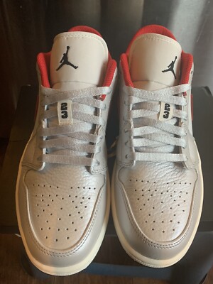 Nike Air Jordan 1 Low PRM Size 8.5 Metallic Silver  display picture 1